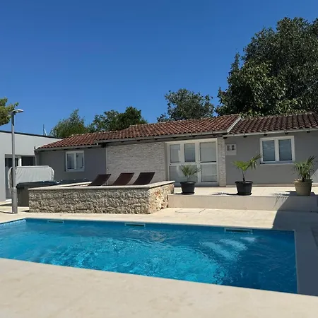 Villa Monte Magno *